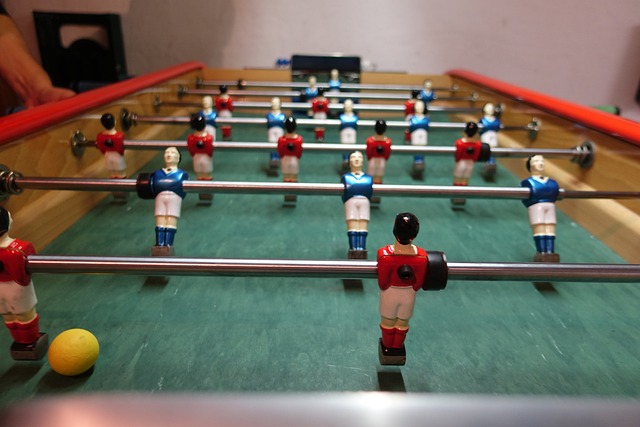 费为首的中 费为首的中